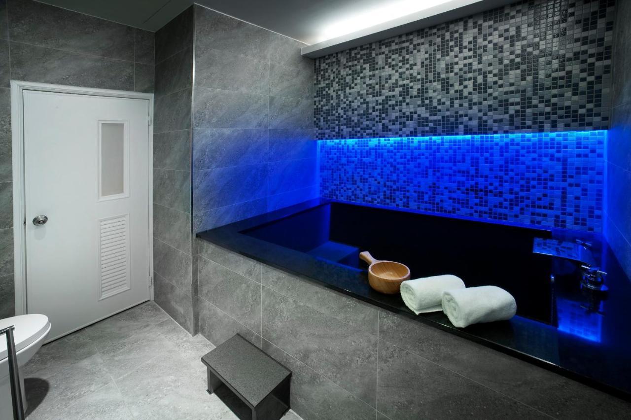 Two Fukun Hotel Jiaoxi Zewnętrze zdjęcie